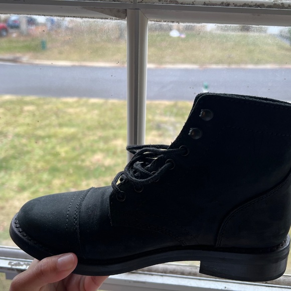 Thursdays Boots (captain) - Picture 7 of 7